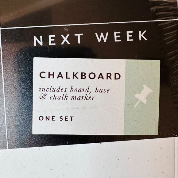 One Week Chalkboard Planner With Wooden Base & Chalk Marker - Picture 3 of 6